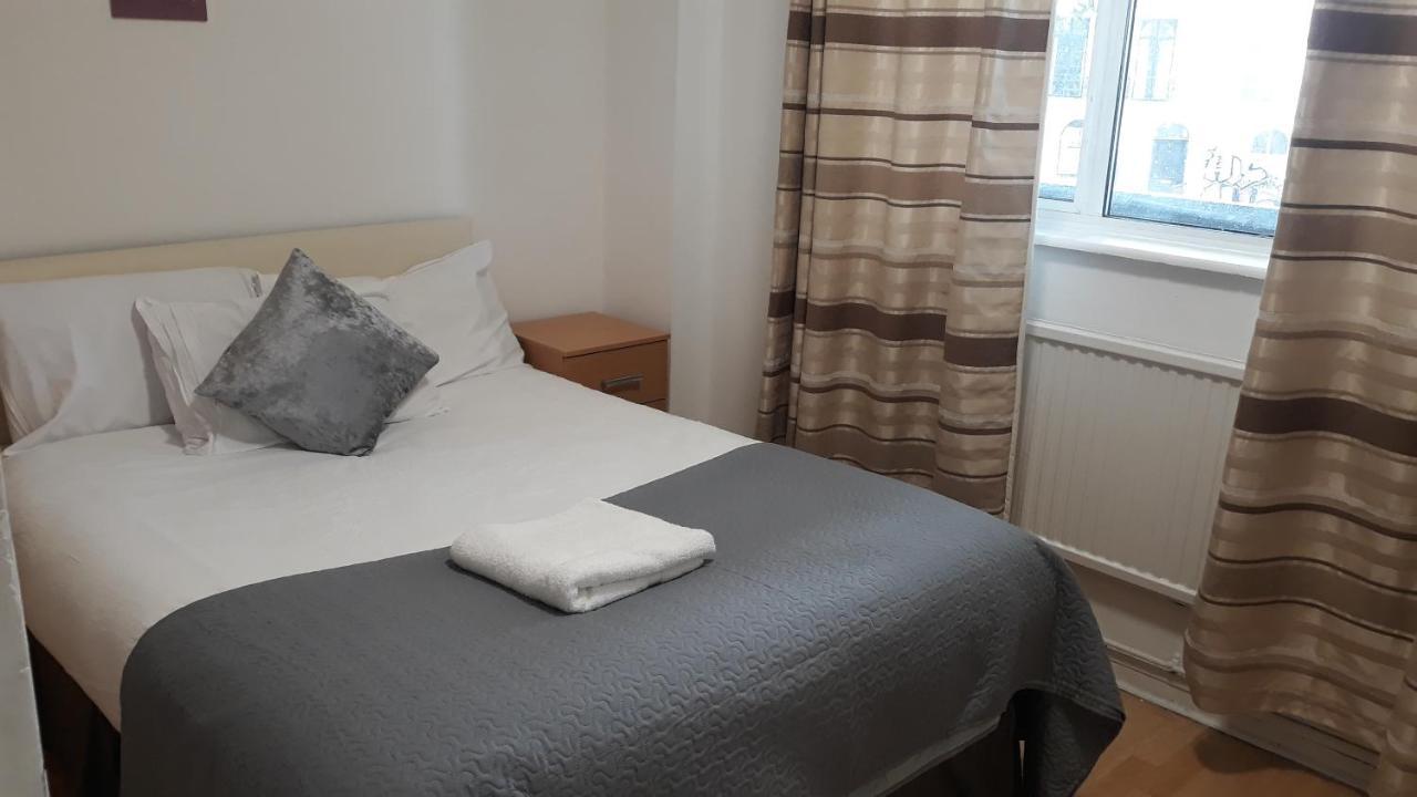 Flat 11, Soane Court Apartament