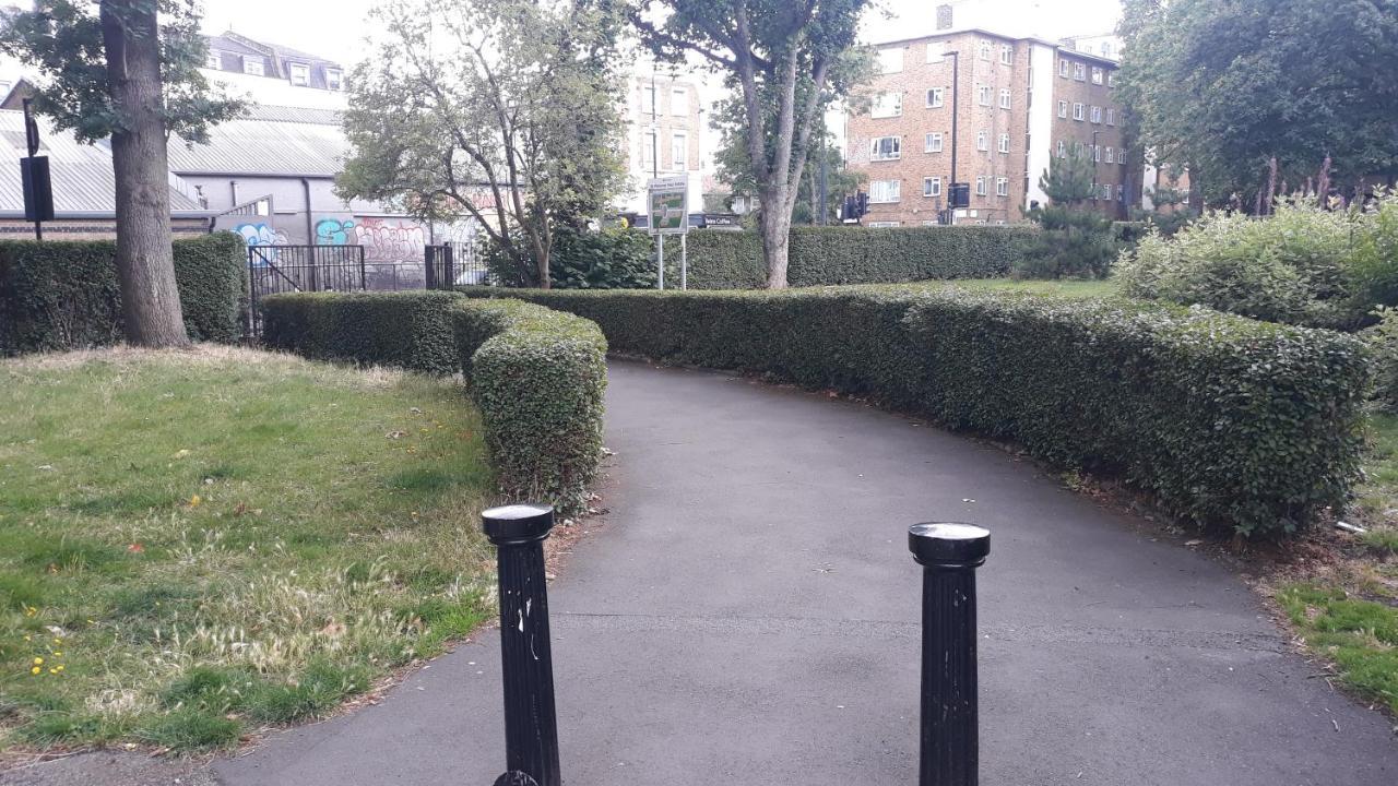 Apartament Flat 11, Soane Court Londra